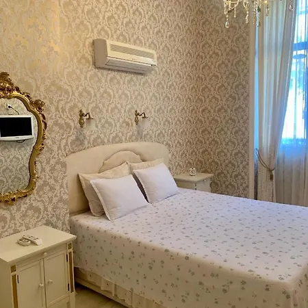 Tsar Simeon Veliki Apartment