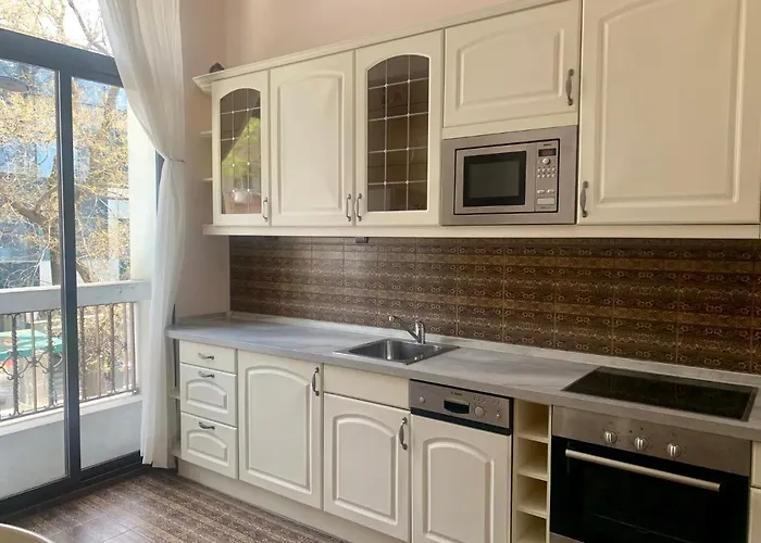 Tsar Simeon Veliki Apartment